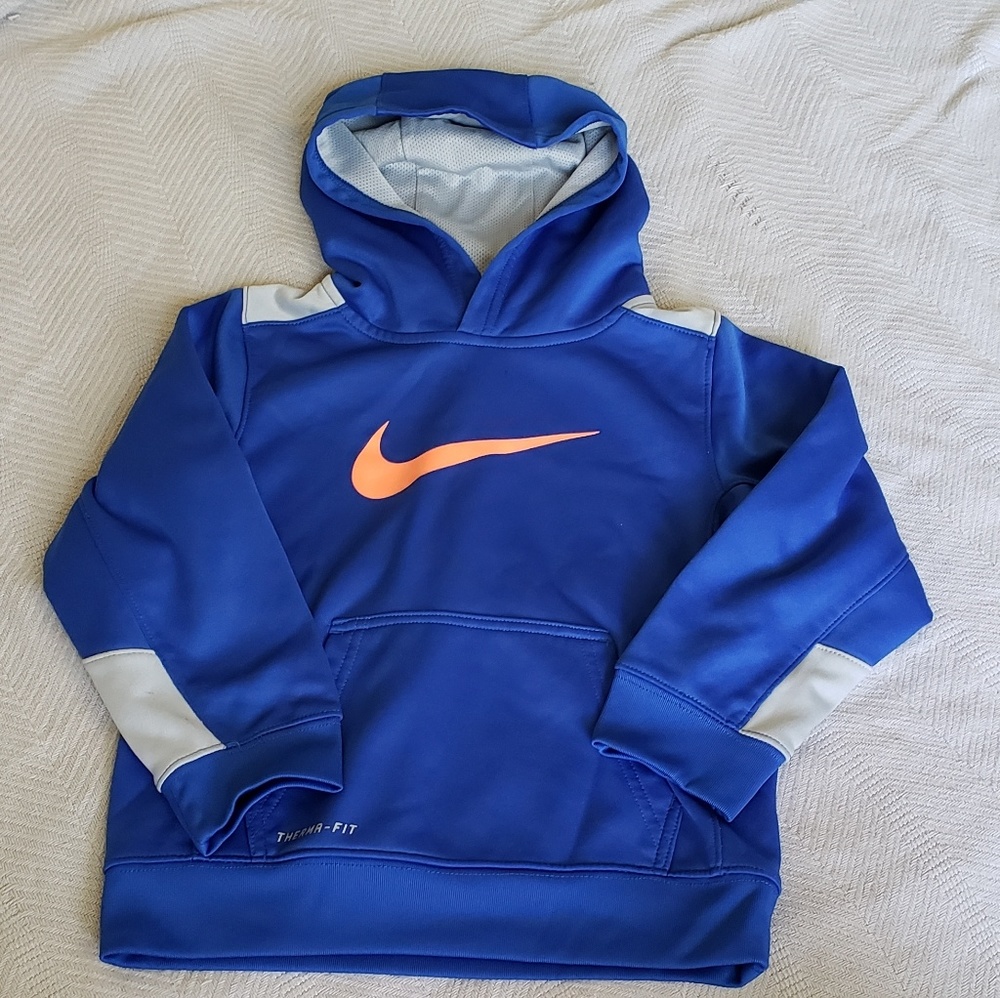 Boys Nike Therma-Fit